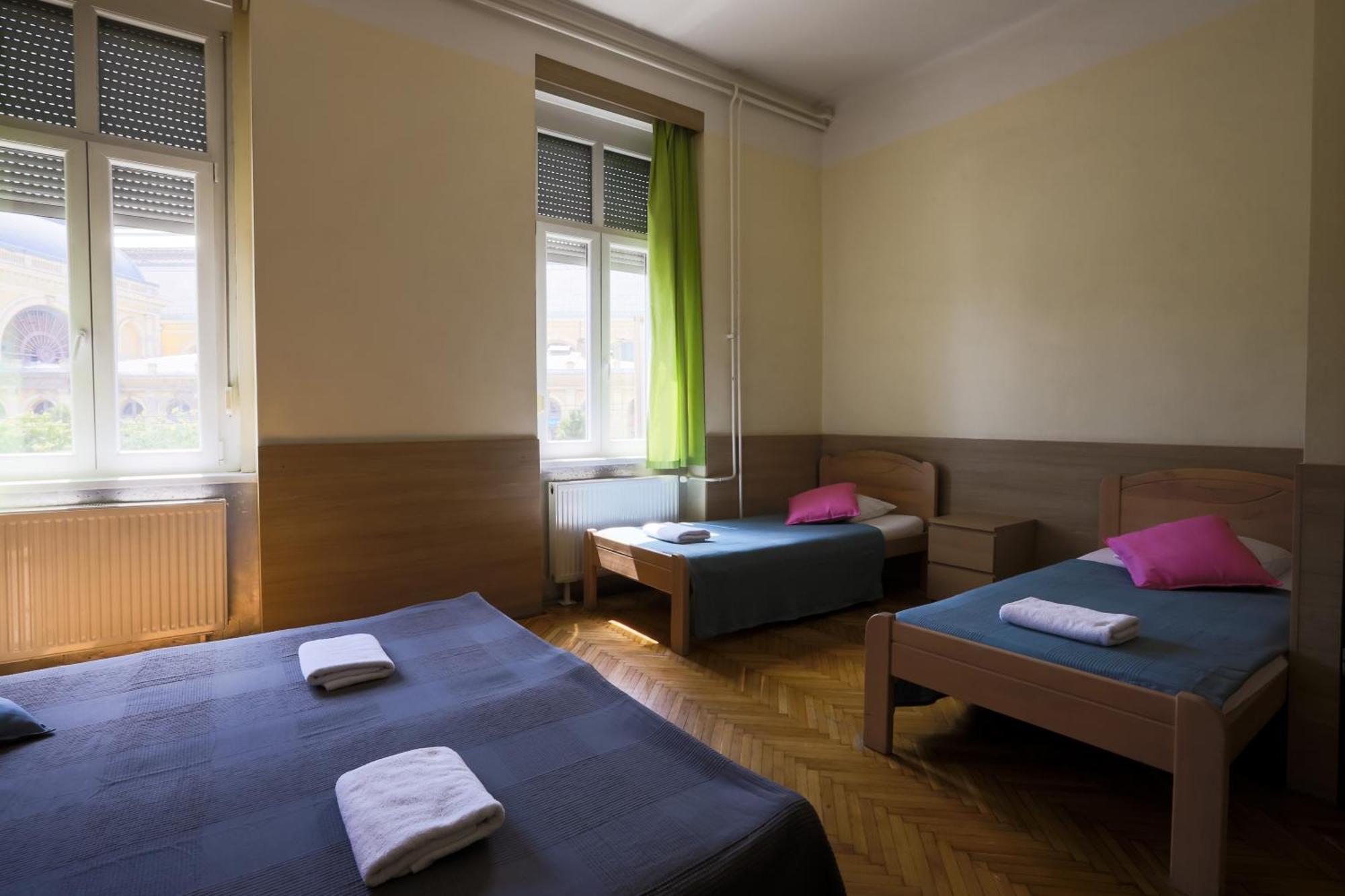 East Station Private Rooms Budapest Rum bild